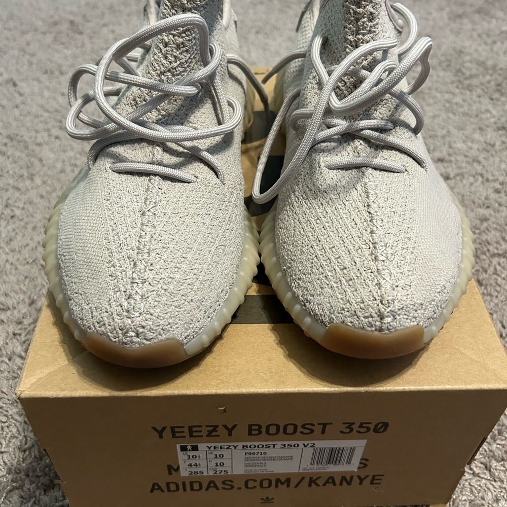 Adidas Yeezy Boost 350 V2 Sesame
